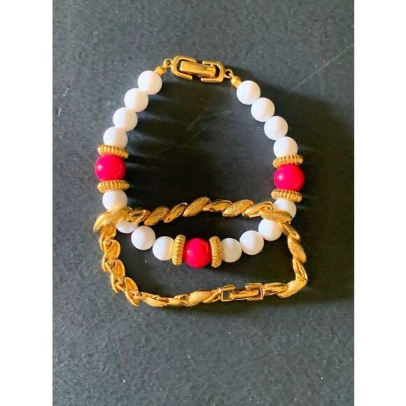 Vintage Bracelets, Wooden Beads and Gold, Set of 2, Unmarked - Picture 4 of 4